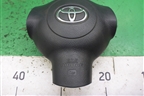 Подушка безопасности в рулевое колесо (4513002270) для Toyota Corolla (E12) с 2001-2007г