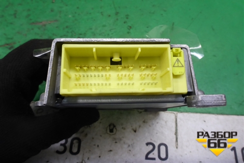 Блок управления AIR BAG (8917002401) для Toyota Corolla (E12) с 2001-2007г