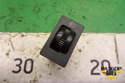 Переключатель корректора фар (8415202021) для Toyota Corolla (E12) с 2001-2007г