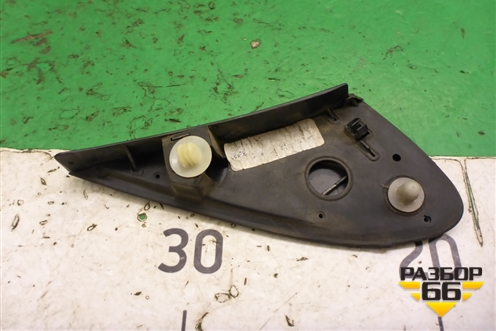 Накладка переднего крыла правого (уголок) для Toyota Corolla (E12) с 2001-2007г
