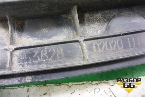 Пыльник переднего крыла левого (5382802020) для Toyota Corolla (E12) с 2001-2007г