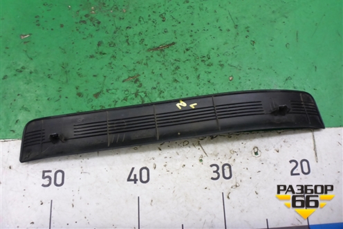 Накладка порога внутренняя заднего левого (6791602020) для Toyota Corolla (E12) с 2001-2007г