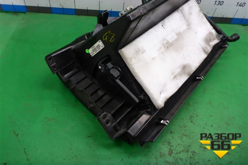 Бардачок (A1666800191) для Mercedes Benz ML-Klass W166 c 2011г