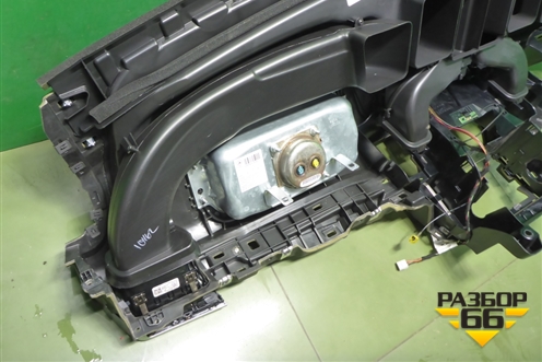 Торпедо с AIR BAG (A1666800087) для Mercedes Benz ML-Klass W166 c 2011г