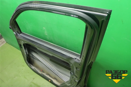 Дверь передняя правая для Mercedes Benz ML-Klass W166 c 2011г