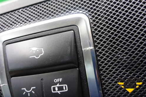 Плафон салонный передний (A1669008806) для Mercedes Benz ML-Klass W166 c 2011г