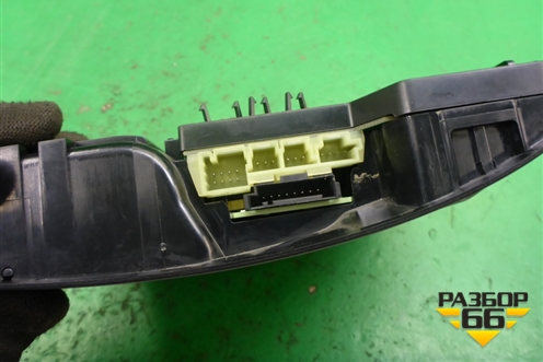 Плафон салонный передний (A1669008806) для Mercedes Benz ML-Klass W166 c 2011г