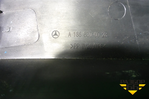 Решетка стеклоочистителей (A1668300028) для Mercedes Benz ML-Klass W166 c 2011г