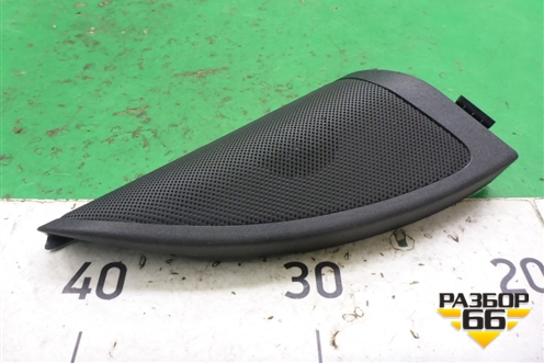 Накладка двери передней правой уголок (A1667200244) для Mercedes Benz ML-Klass W166 c 2011г