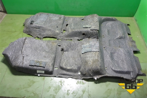 Покрытие напольное (хетчбэк) (5851002800) для Toyota Corolla (E12) с 2001-2007г