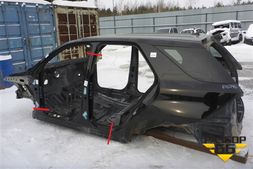 Порог со стойкой левый для Mercedes Benz ML-Klass W166 c 2011г