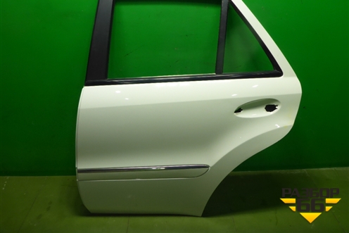 Дверь задняя левая для Mercedes Benz ML-Klass W164 c 2005-2011г