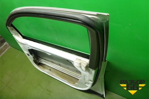 Дверь передняя правая для Mercedes Benz ML-Klass W164 c 2005-2011г