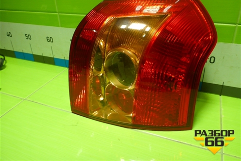 Фонарь задний правый (после 2004г хетчбэк) (8155102300) для Toyota Corolla (E12) с 2001-2007г
