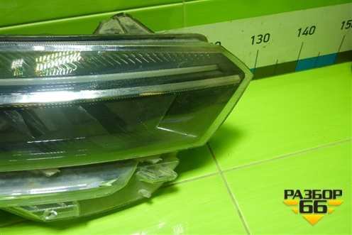 Фара правая (после 2022г Led с блоком) (8450040000) для VAZ Vesta/Веста с 2015г
