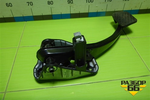 Педаль тормоза (A1662900001) для Mercedes Benz ML-Klass W166 c 2011г