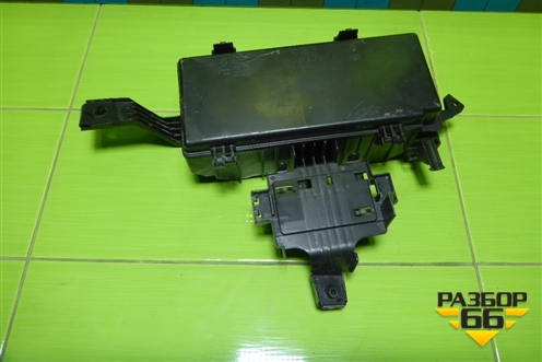 Блок предохранителей салонный (A1665460143) для Mercedes Benz ML-Klass W166 c 2011г
