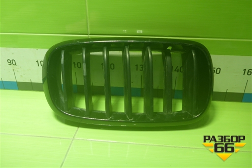 Решетка радиатора правая (7316076) для BMW X5 F15 с 2013г