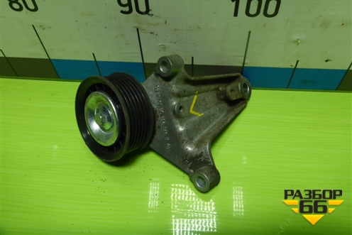 Кронштейн ролика (3.5л M276.955) (A2762340639) для Mercedes Benz ML-Klass W166 c 2011г