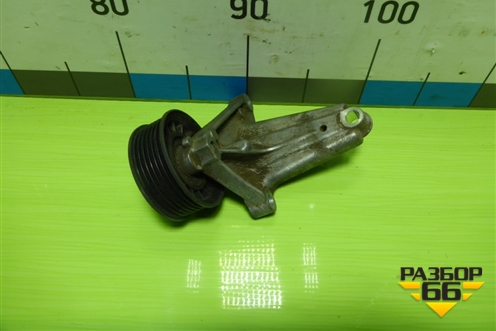 Кронштейн ролика (3.5л M276.955) (A2762340639) для Mercedes Benz ML-Klass W166 c 2011г