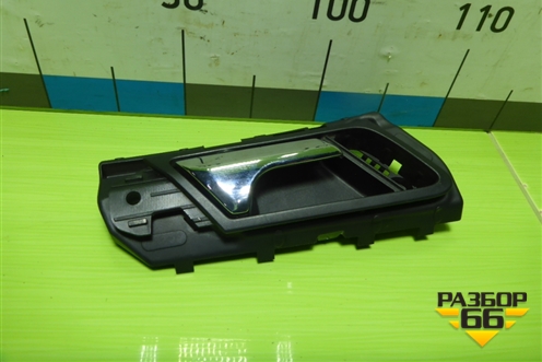 Ручка внутренняя двери передней правой для Mercedes Benz ML-Klass W164 c 2005-2011г