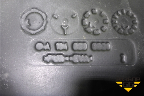 Шумоизоляция (задняя правая на арку) для Mercedes Benz ML-Klass W164 c 2005-2011г