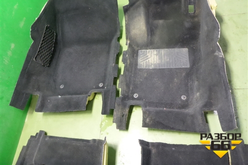 Покрытие напольное (A1646803441) для Mercedes Benz ML-Klass W164 c 2005-2011г