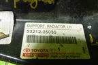 Кронштейн радиатора левый (новый) (5321205030) для Toyota Avensis с 2003-2009г