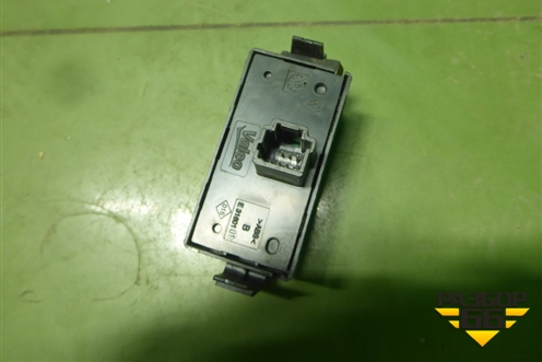 Кнопка аварийной сигнализации (682601883R) для Renault Sandero с 2013-2022г