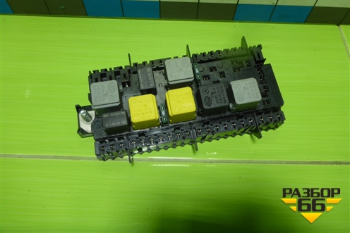 Блок предохранителей подкапотный (A1669063801) для Mercedes Benz ML-Klass W166 c 2011г