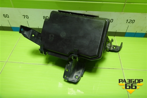 Корпус блока предохранителей (A1665400224) для Mercedes Benz ML-Klass W166 c 2011г
