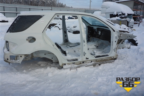Боковина кузова правая для Mercedes Benz ML-Klass W164 c 2005-2011г