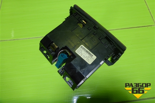 Пепельница передняя (A1648100130) для Mercedes Benz ML-Klass W164 c 2005-2011г