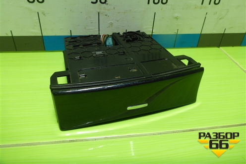 Пепельница передняя (A1648100130) для Mercedes Benz ML-Klass W164 c 2005-2011г