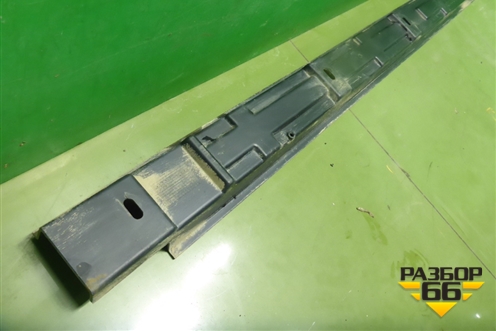 Кронштейн подножки левой (A1646980930) для Mercedes Benz ML-Klass W164 c 2005-2011г