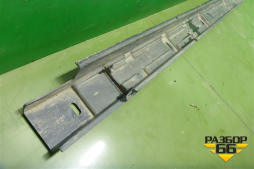 Кронштейн подножки левой (A1646980930) для Mercedes Benz ML-Klass W164 c 2005-2011г
