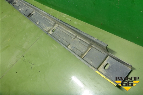 Кронштейн подножки правой (A1646981030) для Mercedes Benz ML-Klass W164 c 2005-2011г