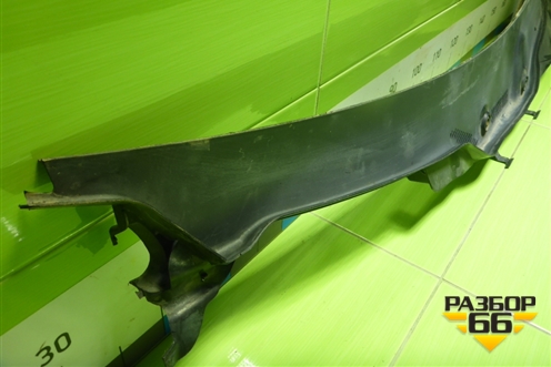 Решетка стеклоочистителей (A1648300228) для Mercedes Benz ML-Klass W164 c 2005-2011г