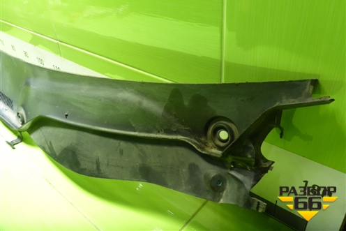 Решетка стеклоочистителей (A1648300228) для Mercedes Benz ML-Klass W164 c 2005-2011г