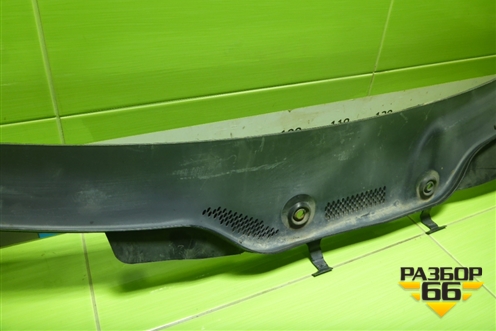 Решетка стеклоочистителей (A1648300228) для Mercedes Benz ML-Klass W164 c 2005-2011г