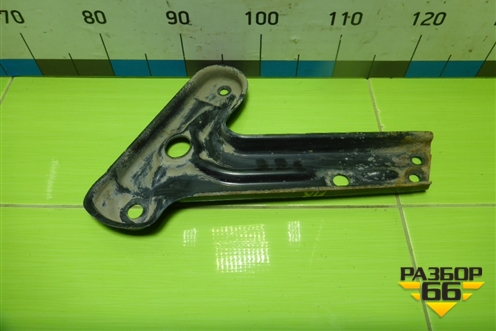 Кронштейн подрамника правый (A1643310040) для Mercedes Benz ML-Klass W164 c 2005-2011г