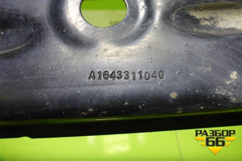 Кронштейн подрамника правый (A1643310040) для Mercedes Benz ML-Klass W164 c 2005-2011г