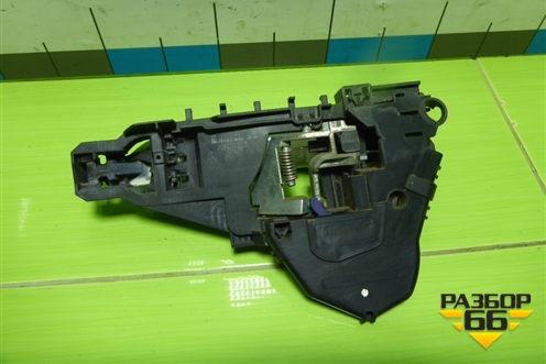 Ручка наружная двери передней правой для Mercedes Benz ML-Klass W164 c 2005-2011г