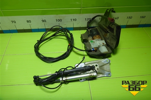 Механизм подъёма двери багажника (A1648000648) для Mercedes Benz ML-Klass W164 c 2005-2011г