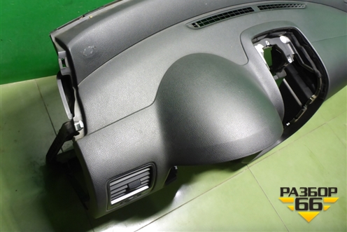 Торпедо без AIR BAG (1K1857003) для Volkswagen Golf V с 2003-2009г