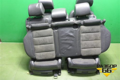 Сиденья комплект (AIR BAG электро регулировка обогрев) для Volkswagen Golf V с 2003-2009г