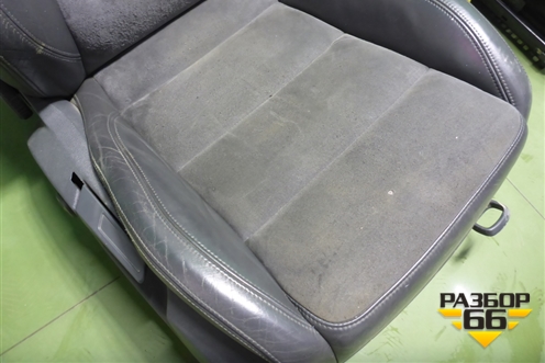 Сиденья комплект (AIR BAG электро регулировка обогрев) для Volkswagen Golf V с 2003-2009г