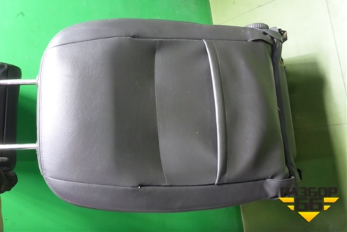 Сиденья комплект (AIR BAG электро регулировка обогрев) для Volkswagen Golf V с 2003-2009г