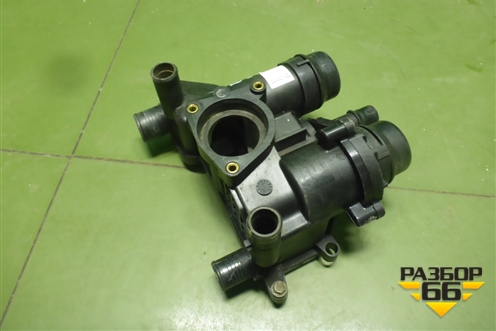 Корпус термостата (в сборе) (AL3Q9K478DB) для Land Rover Range Rover 3 с 2002-2012г