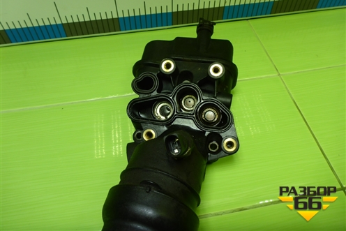 Корпус масляного фильтра (2.0л BLY) (06D115397G) для Volkswagen Golf V с 2003-2009г